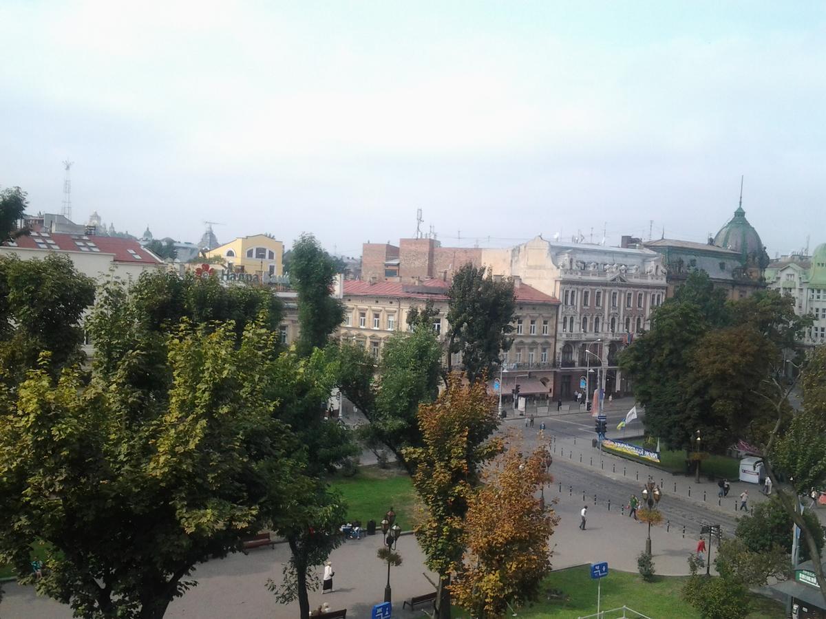 Apartment On Historical Center Of Львів Екстер'єр фото